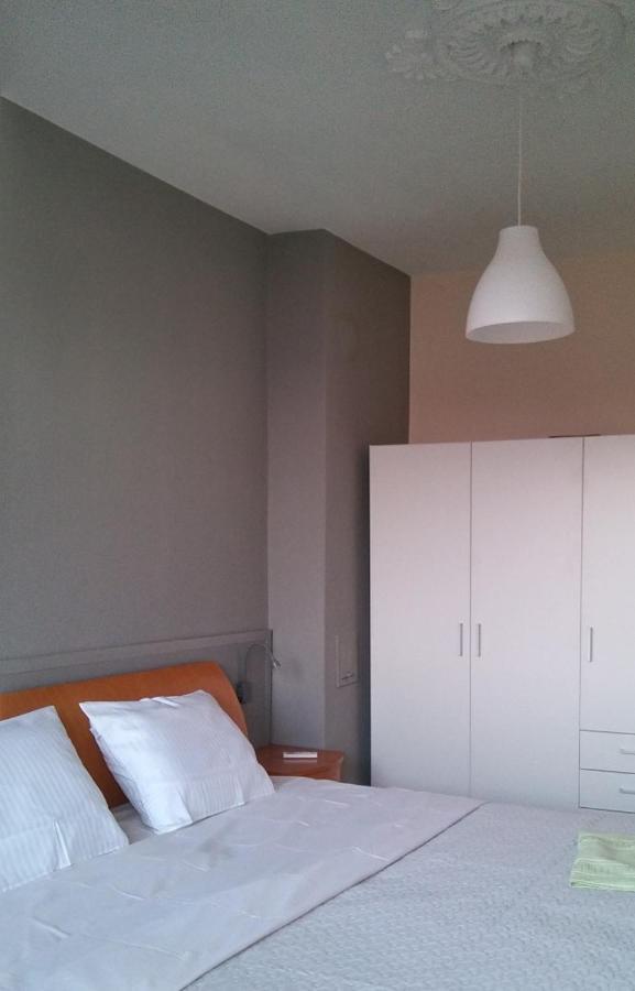 Dima Apartment Veliko Tarnovo Buitenkant foto